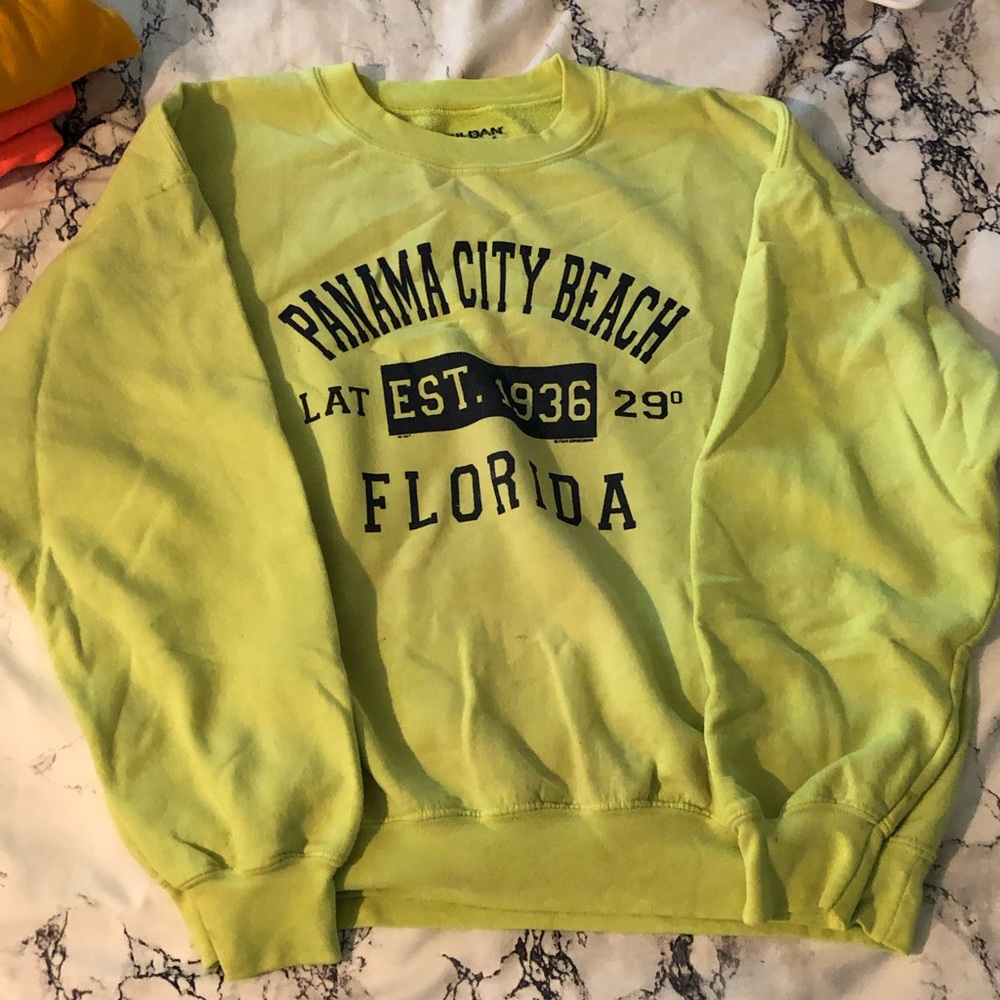Sweatshirt bundle - Picture 13 of 16